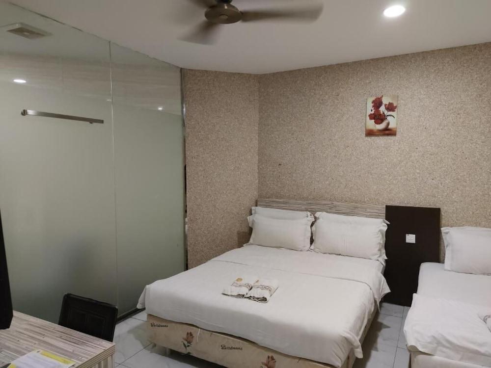Lbs Hotel Cheras Exterior foto